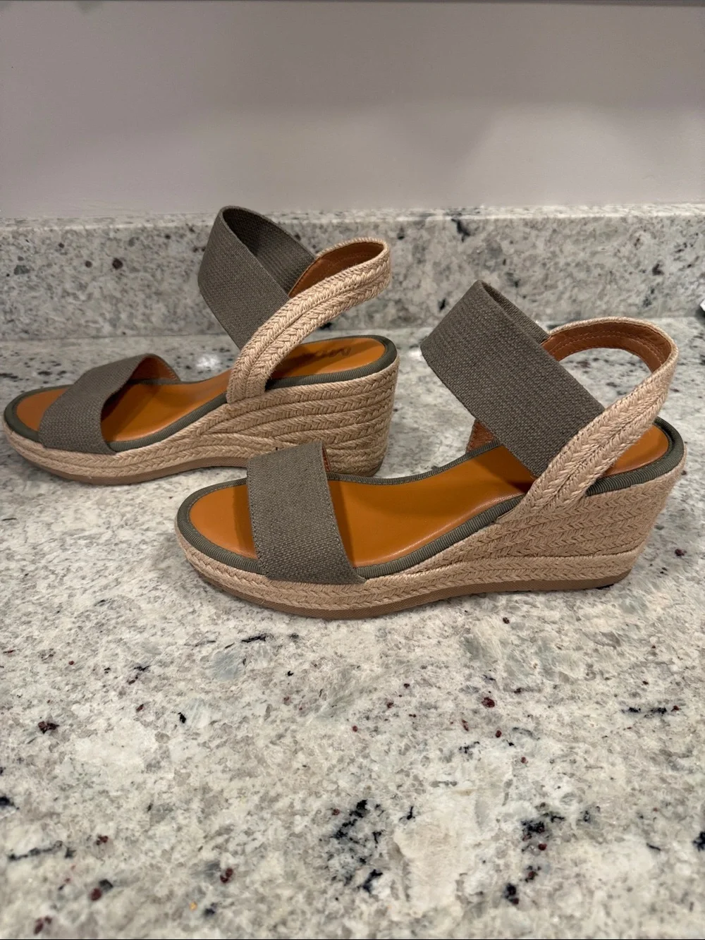 MIA slip espadrille